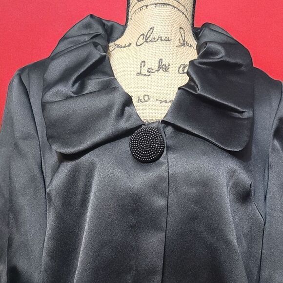 Kensie Black Satin Baby Doll Jacket Size 8 - Picture 3 of 5